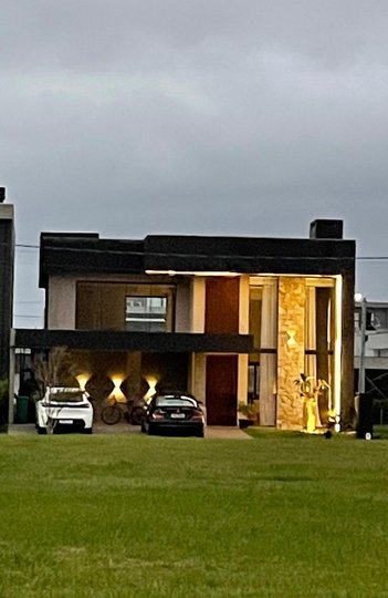 house em Avenida Paraguassu, Rainha do Mar - Xangri-Lá - RS