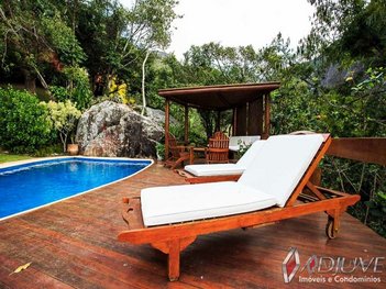 house em Rodovia BR-040, Araras - Petrópolis - RJ