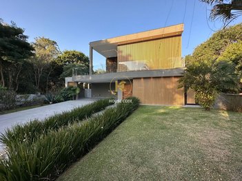 house em Alameda Jatobá, Jardim do Golf I - Jandira - SP