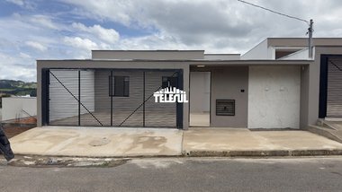 house em Rua Evânio Labre, Parque Alto da Figueira - Varginha - MG