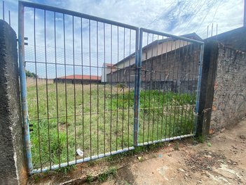 land_lot em Rua Luiz Vaz de Camões, Parque Santa Inês - Botucatu - SP