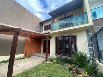 house em Roberto Santini, Hípica - Porto Alegre - RS