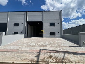 industrial em Avenida Amoritas, Pachecos - Palhoça - SC