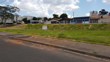 commercial_property em Rua Ângelo Tamarozzi, Vila São Francisco - Bauru - SP