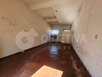 business em Rua Salvador, Nossa Senhora Aparecida - Uberlândia - MG