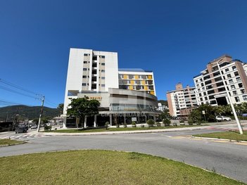 apartment em Rua João Pio Duarte Silva, Córrego Grande - Florianópolis - SC