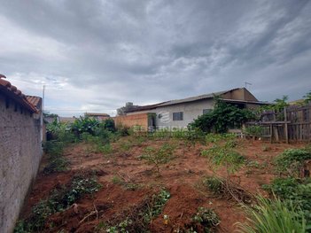 land_lot em Rua Júlio Vaz de Carvalho, Vila Nossa Senhora de Fátima - Botucatu - SP