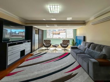 apartment em Rua Francisco Ferrer, Rio Branco - Porto Alegre - RS