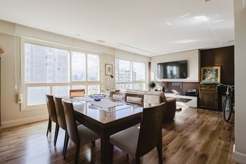 apartment em Rua Felipe de Oliveira, Petrópolis - Porto Alegre - RS
