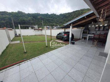 house em Rua Tetsuo Watanabe, Jardim do Sol - Caraguatatuba - SP