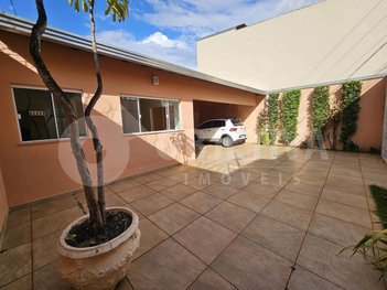 house em Rua Iguaçu, Marta Helena - Uberlândia - MG