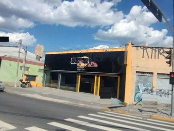 business em Avenida Siqueira Campos, Jardim Esper - Jacareí - SP