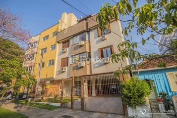 apartment em Rua General Couto de Magalhães, Higienópolis - Porto Alegre - RS