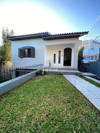 house em Rua Gonçalves Dias, São Francisco - Santa Rosa - RS