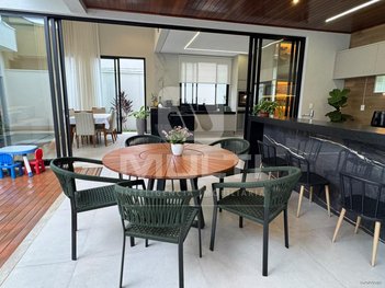 house em Avenida Vereador Carlito Cordeiro, Laranjeiras - Uberlândia - MG