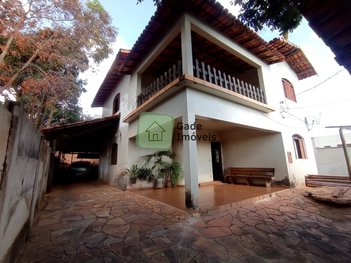 house em Rua Inácio Parreira Neves, Havaí - Belo Horizonte - MG