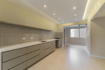 apartment em Rua Brigadeiro Franco, Centro - Curitiba - PR