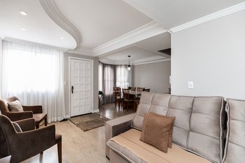 house em Rua Doutor Claudino dos Santos, Centro - São José dos Pinhais - PR