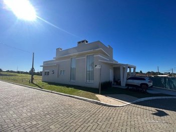 house em Estrada Caminho do Meio, Cocão - Viamão - RS