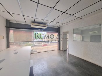 office em Avenida Vereador João de Luca, Jardim Prudência - São Paulo - SP