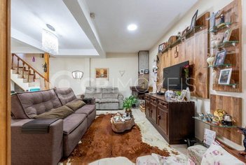 house em Avenida Assis Chateaubriand, São Sebastião - Porto Alegre - RS
