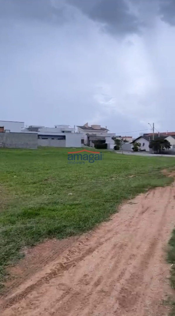 f9ce578a-5ba0-4d51-88ff-9e17f302955b