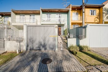 house em Rua Nossa Senhora de Nazaré, Boa Vista - Curitiba - PR