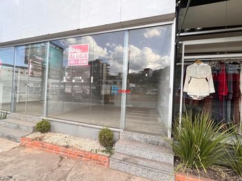 business em Avenida Gentil Bicalho, Carneirinhos - João Monlevade - MG