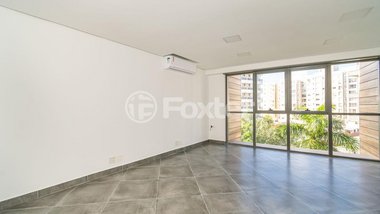 office em Avenida Wenceslau Escobar, Cristal - Porto Alegre - RS