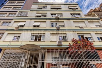 apartment em Rua Felipe Camarão, Rio Branco - Porto Alegre - RS