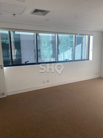 office em Rua Afonso Braz, Vila Nova Conceição - São Paulo - SP