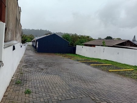 Cômodo Condomínio