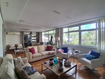 apartment em Avenida Venâncio Aires, Farroupilha - Porto Alegre - RS
