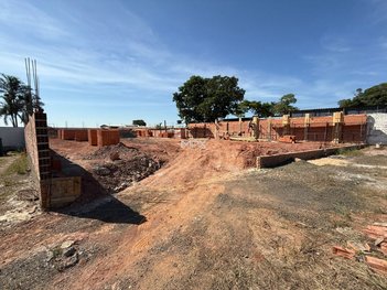 industrial em Avenida Comendador Luciano Guidotti, Jardim Caxambu - Piracicaba - SP