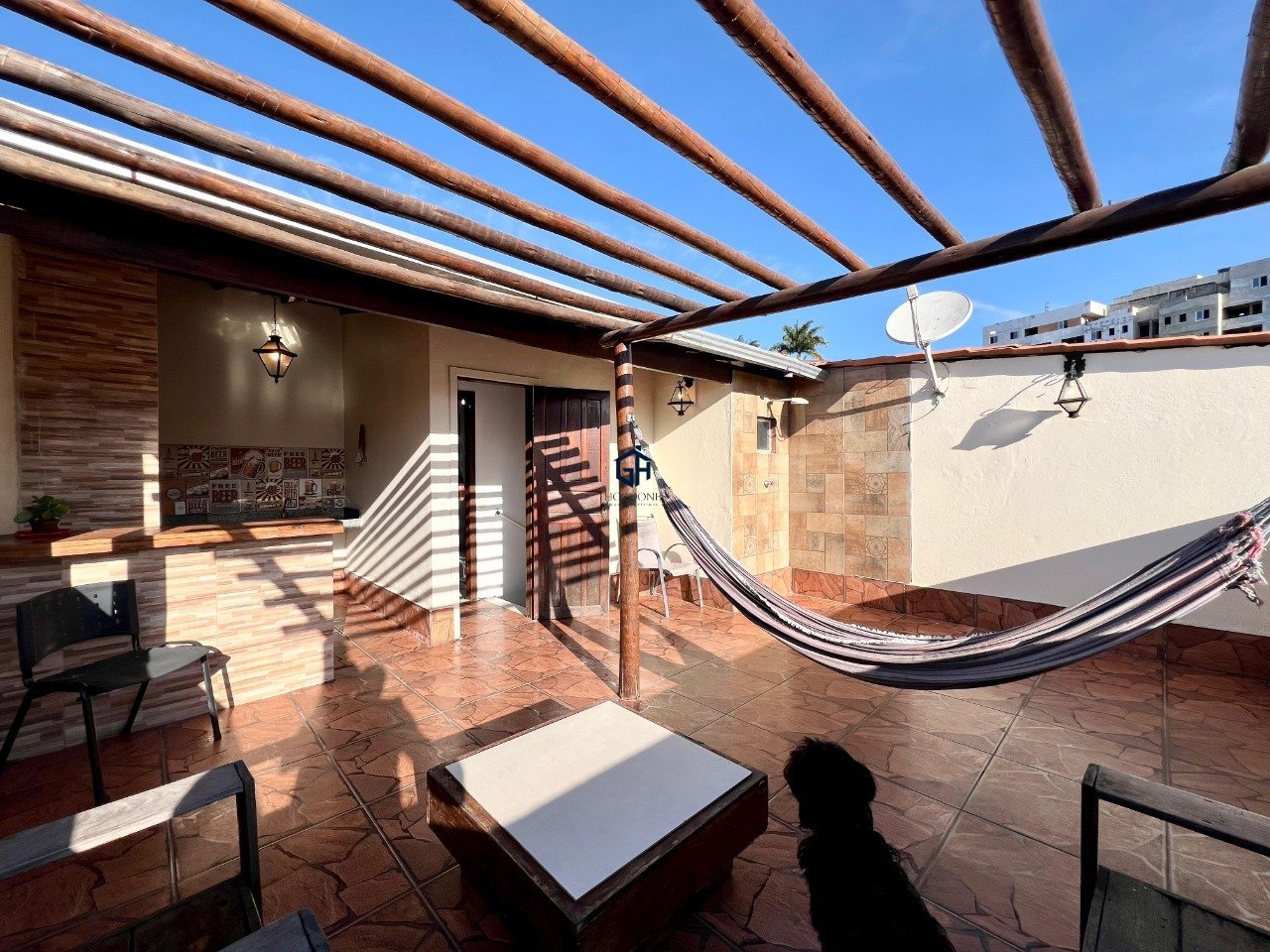 Casa com 3 quartos — Santa Amélia, Belo Horizonte