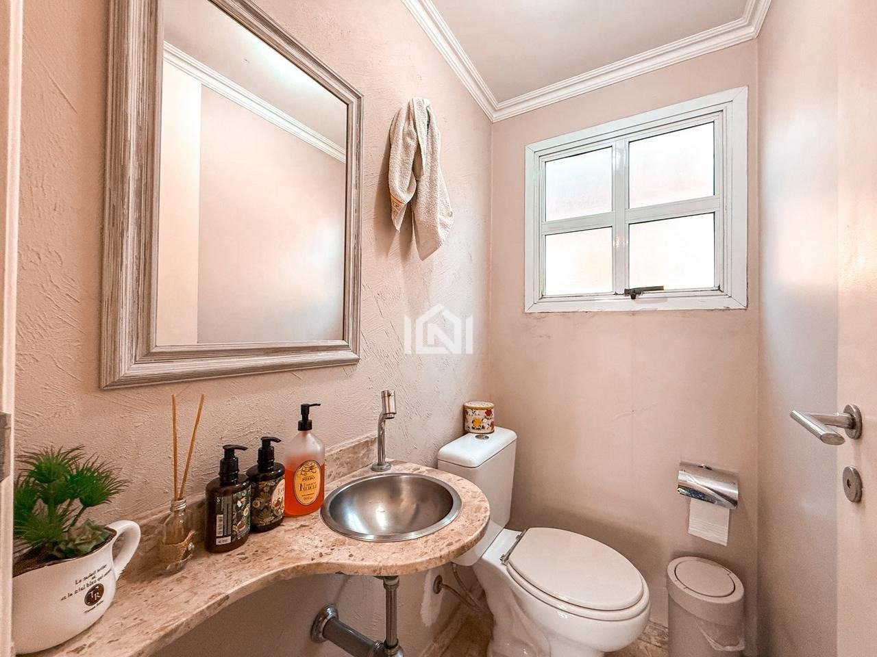 casa a venda no condominio villaggio da granja - lavabo