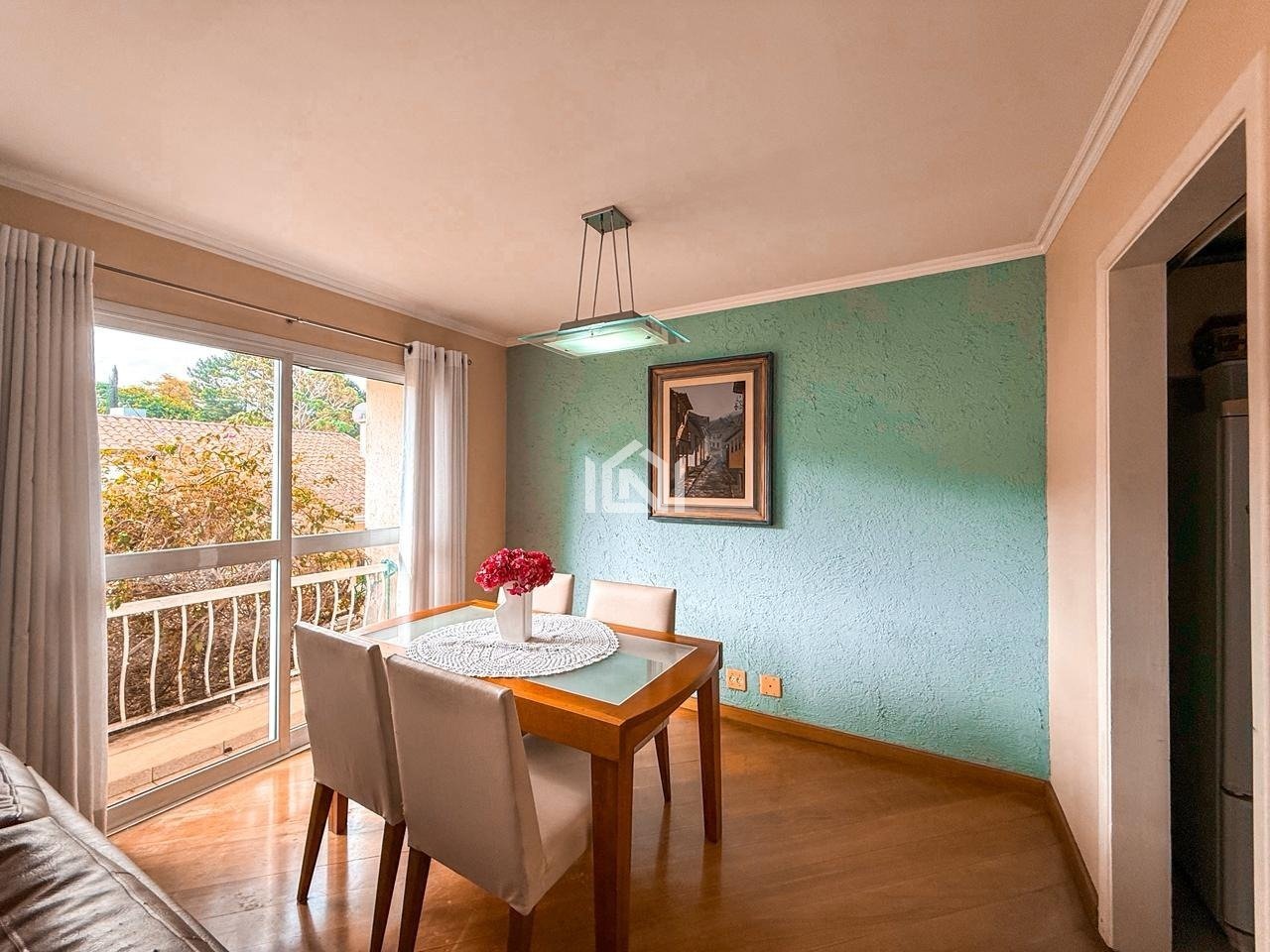 casa a venda no condominio villaggio da granja - salas integradas