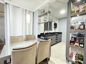 apartment em Rua Lothario Boutin, Pinheirinho - Curitiba - PR