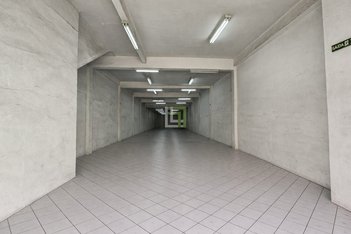 business em Avenida São João, Vila Joana - Jundiaí - SP