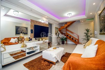 apartment em Rua Dona Adda Mascarenhas de Moraes, Jardim Itu - Porto Alegre - RS