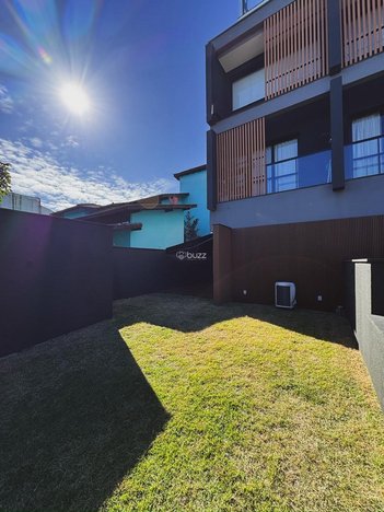 apartment em Rua Antônio José Thomaz da Costa, Campeche - Florianópolis - SC