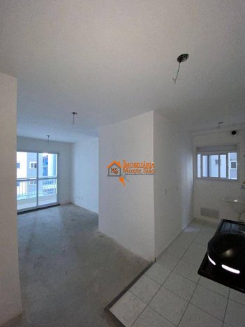 apartment em Estrada Água Chata, Água Chata - Guarulhos - SP