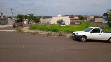 land_lot em Rua Thereza de Oliveira Lima, Taquaral - Piracicaba - SP