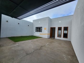 house em Avenida do Contorno, Piumhi - Piumhi - MG