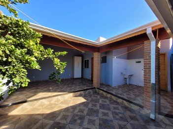 house em Avenida Cecília Lorenção, Jardim Cambuí - Botucatu - SP