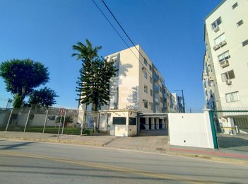 apartment em Rua João Meirelles, Abraão - Florianópolis - SC