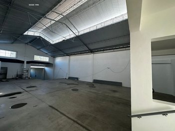 industrial em Rua Itabira, Lagoinha - Belo Horizonte - MG