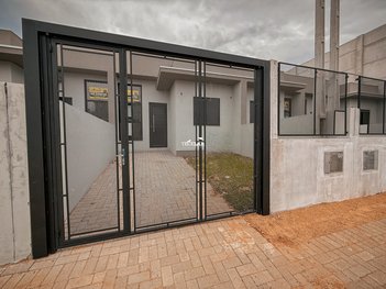 house em Rua Canela, Centro - Portão - RS