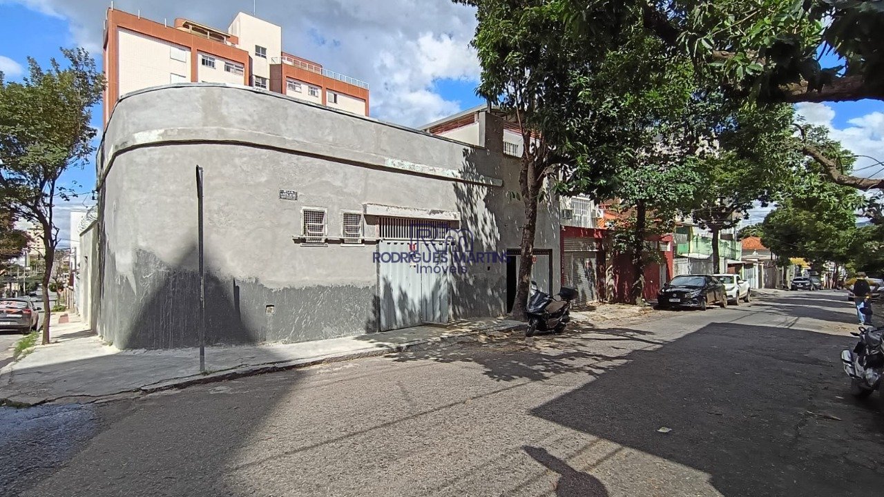 Casa com 6 quartos — Padre Eustáquio, Belo Horizonte