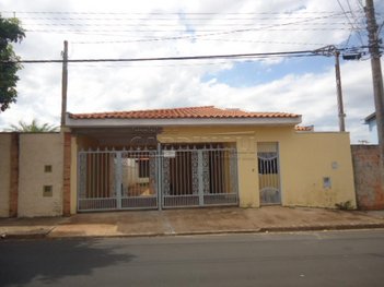 house em Rua Vereador Lucas Perroni Júnior, Jardim Ipanema - São Carlos - SP